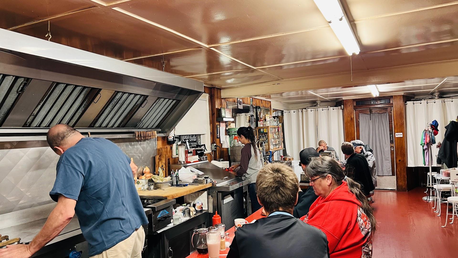 Pete's Snack Bar